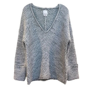 Rue Stiic Wool Acrylic Blend V Neck Cuffed Bohemian Classic Knit Sweater Medium
